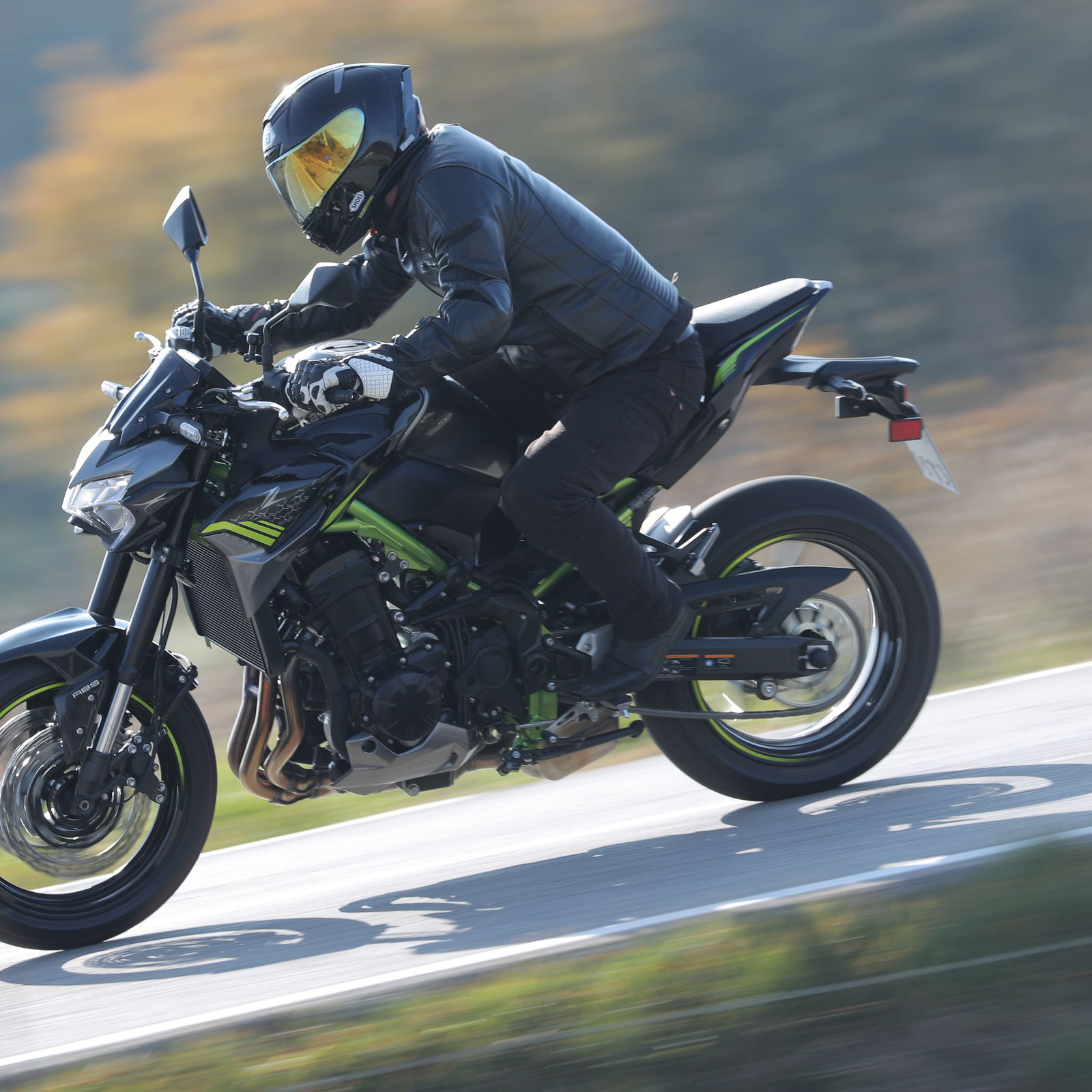 Kawasaki Z900 (2020)| World Premiere First Ride and Review | Visordown